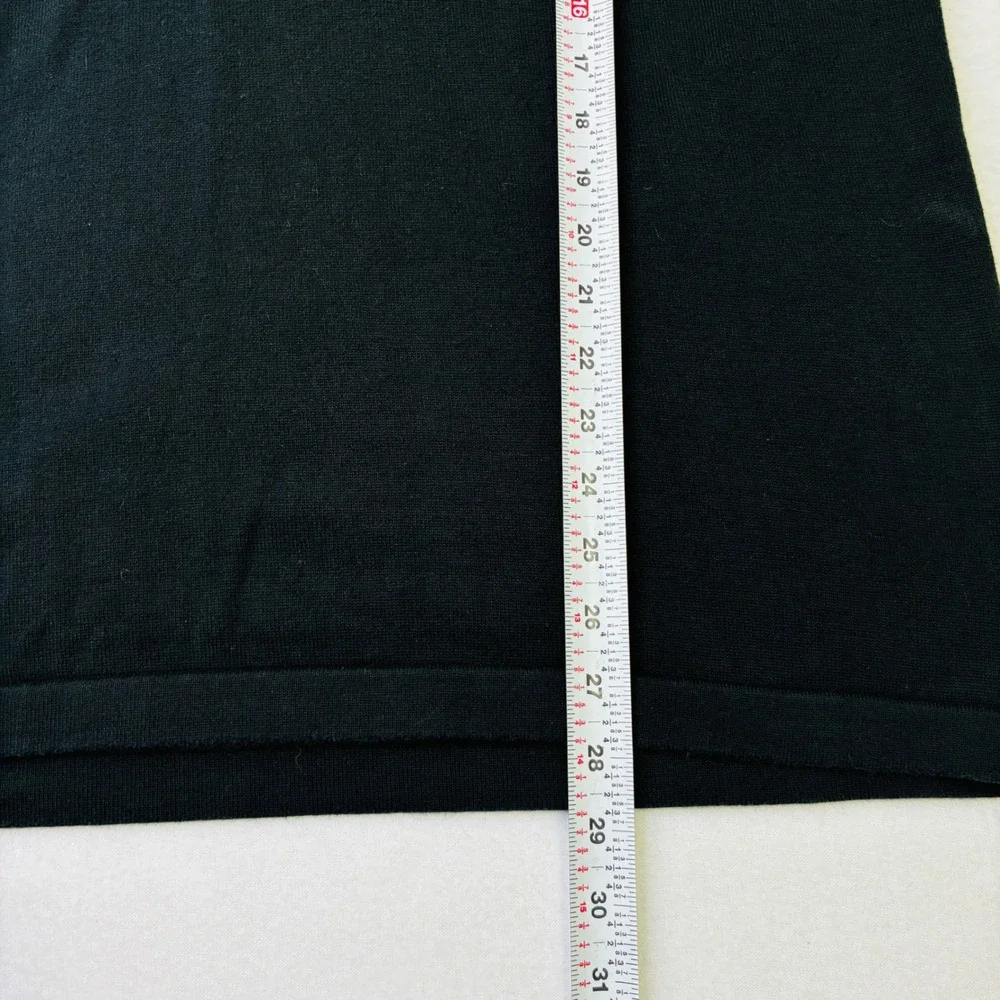 Banana Republic Mens XL Black V-Neck Short Sleeve 100% Cotton Knit Sweater Tee